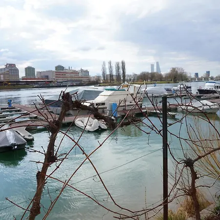 Casa Laendli * غرنزاش ويلن